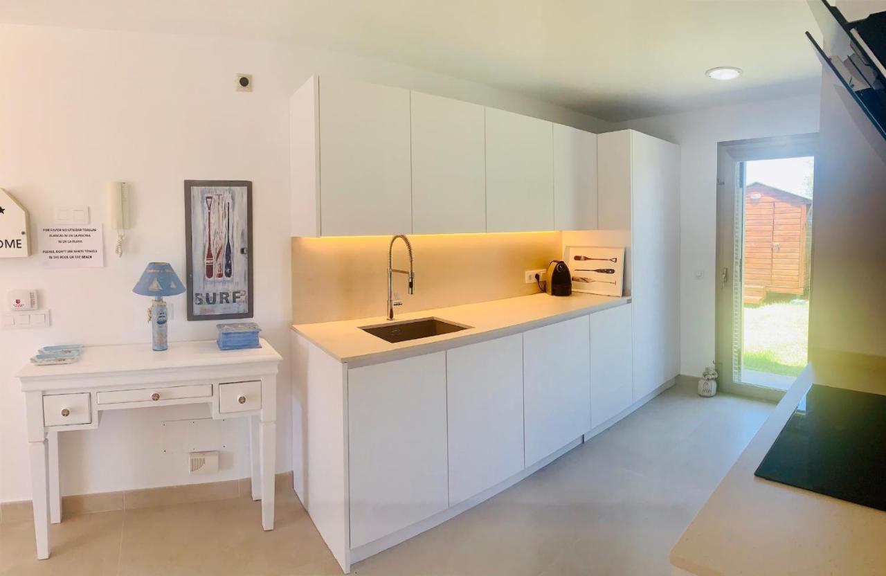 Villa Lauvic Cala' en Bosch Bagian luar foto