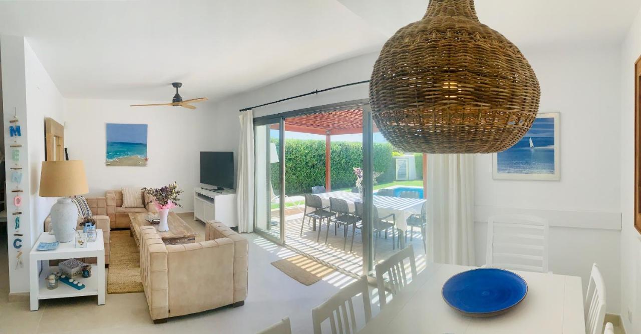 Villa Lauvic Cala' en Bosch Bagian luar foto