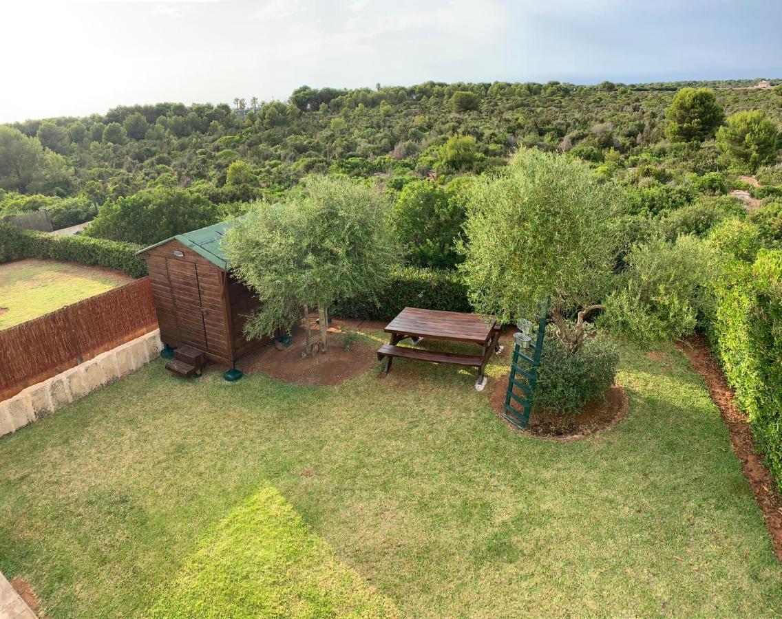 Villa Lauvic Cala' en Bosch Bagian luar foto