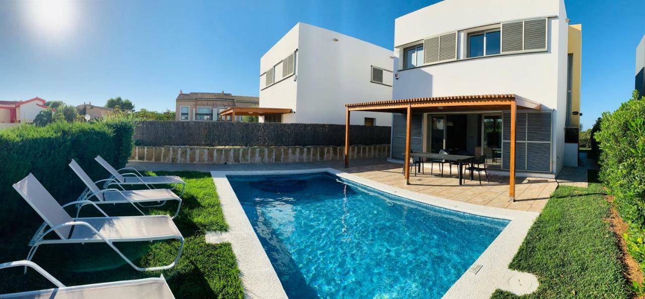 Villa Lauvic Cala' en Bosch Bagian luar foto